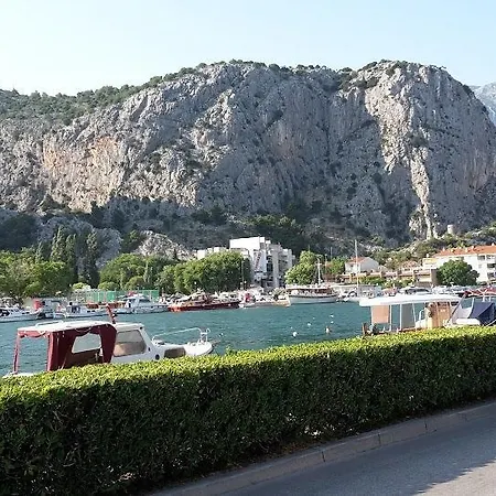 Sabina * Omiš